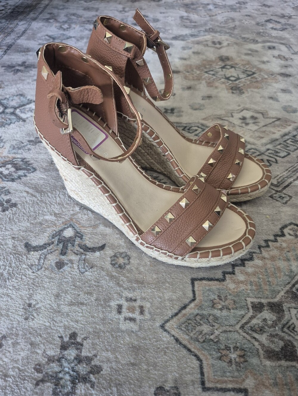 NWOT- Marc Fisher Leather Rockstud Wedge Sandals - Picture 5 of 12